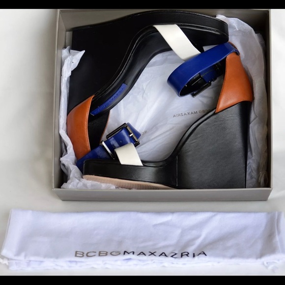 NWB BGBGMazria Blocked Wedge Sandal 8.5M Orig$250 - Picture 6 of 9